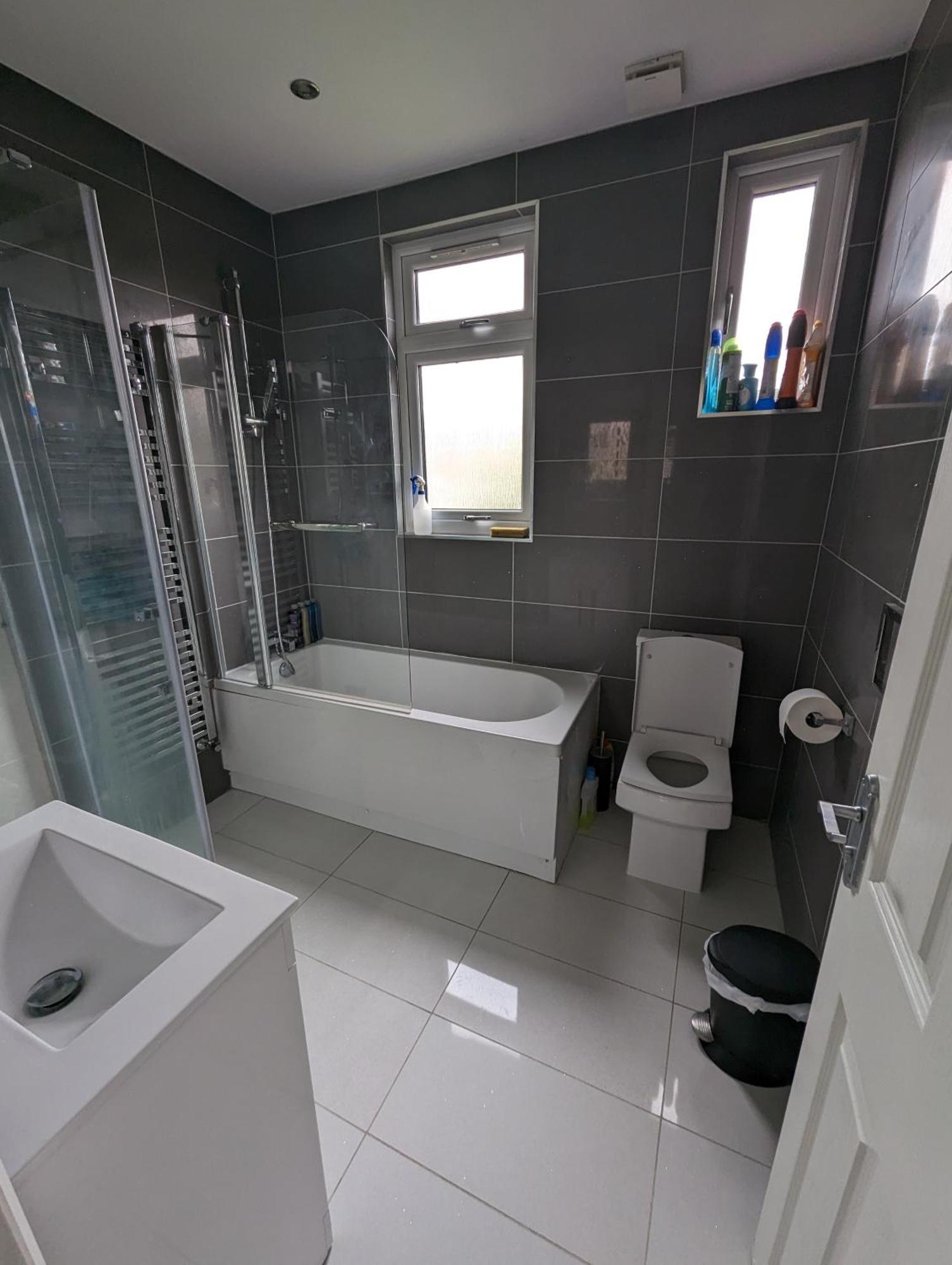 Luxury Hotel Rooms Palmers Green Exterior photo